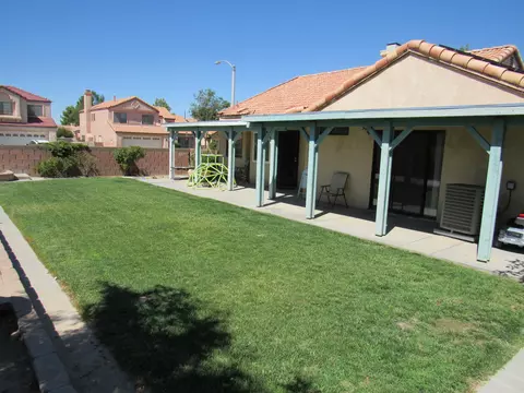 44271 Halcom Ave, Lancaster, CA 93536 photo 16