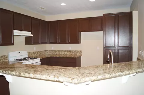 43612 32nd St E, Lancaster, CA 93535 photo 2