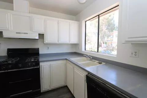 44100 Canyon Way, Lancaster, CA 93535 photo 7