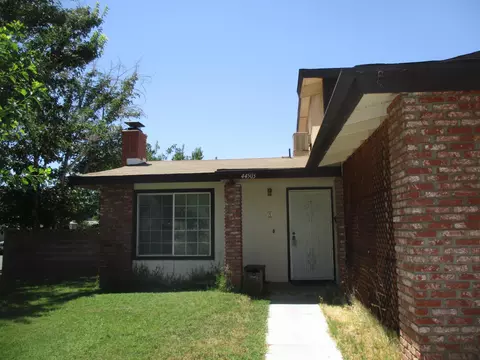 44503 Denmore, Lancaster, CA 93535 photo 3