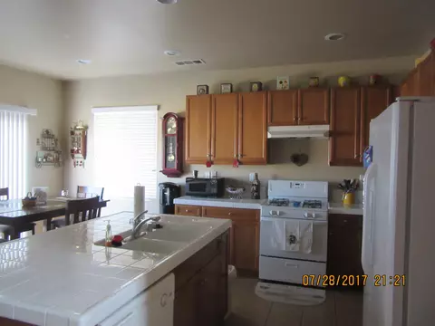 45259 Date Ave, Lancaster, CA 93534 photo 2