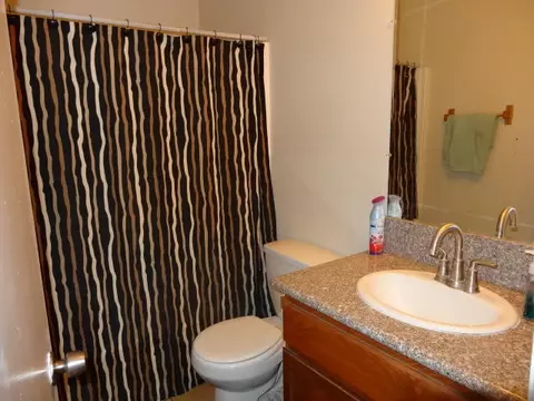 44762 Fenhold St, Lancaster, CA 93535 photo 8