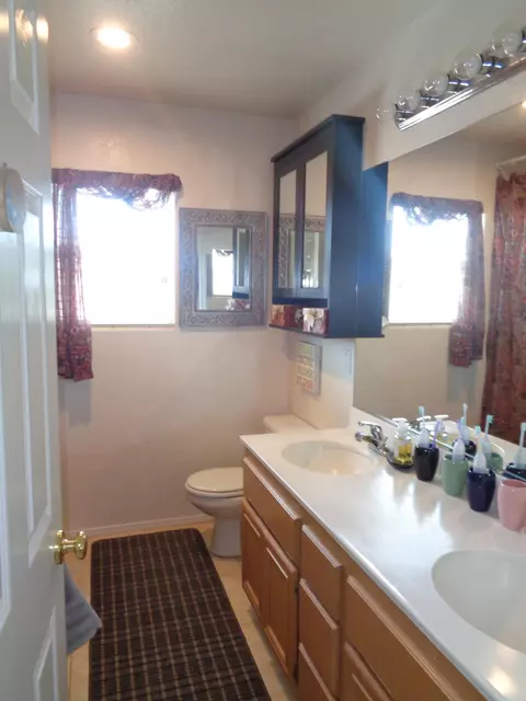 44341 46th St West St W, Lancaster, CA 93536 photo 28