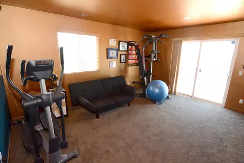 44653 Driftwood St, Lancaster, CA 93535 photo 23