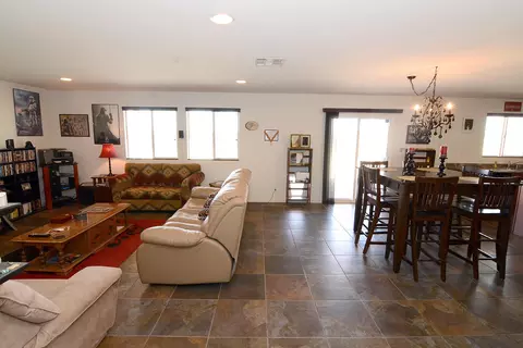 44653 Driftwood St, Lancaster, CA 93535 photo 12