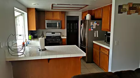 43921 Comstock Ave, Lancaster, CA 93535 photo 5