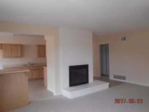 44503 2nd St E, Lancaster, CA 93535 photo 3