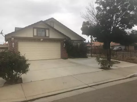 43543 Grange St, Lancaster, CA 93535 photo 3