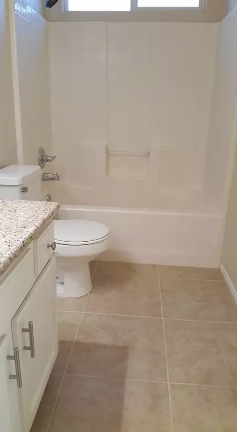 45715 Barham Ave, Lancaster, CA 93534 photo 13
