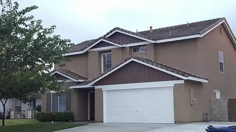 45715 Barham Ave, Lancaster, CA 93534 photo 1