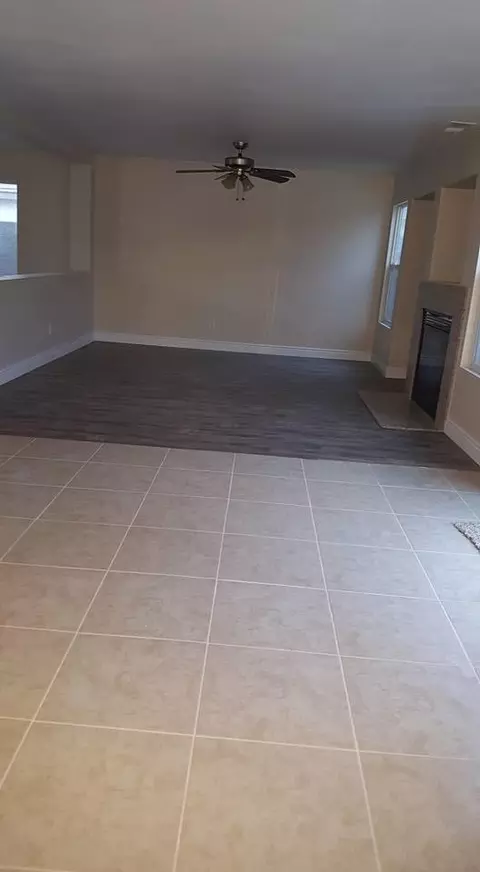 45715 Barham Ave, Lancaster, CA 93534 photo 12