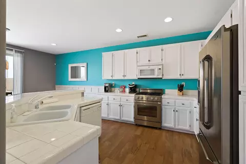 3047 San Luis Dr, Lancaster, CA 93535 photo 8