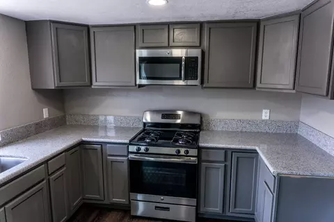 44825 12th St E, Lancaster, CA 93535 photo 6
