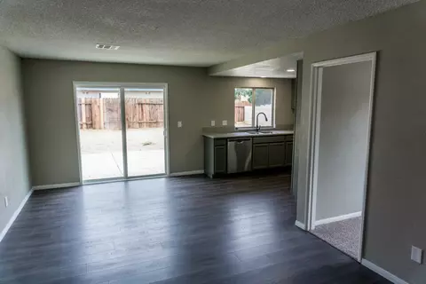 44825 12th St E, Lancaster, CA 93535 photo 7