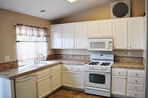 3153 Quarry Rd, Palmdale, CA 93550 photo 5