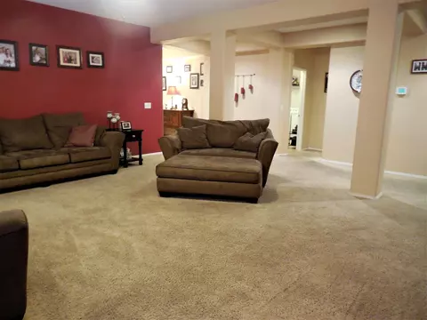 4612 Parton Ct, Lancaster, CA 93536 photo 5