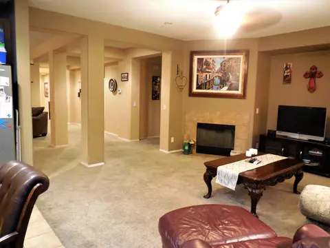 4612 Parton Ct, Lancaster, CA 93536 photo 8