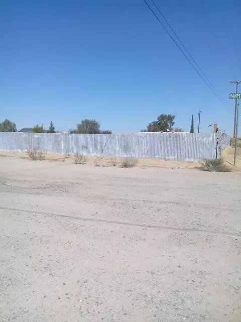 13009 Hampton Rd N, Boron, CA 93516 photo 2