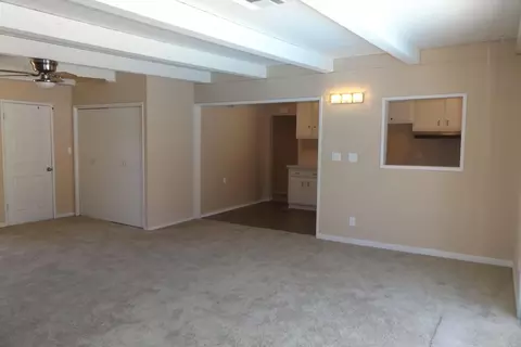 442 Lightcap St, Lancaster, CA 93535 photo 7