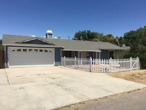 20411 Dawn Ave, Tehachapi, CA 93561 photo 1