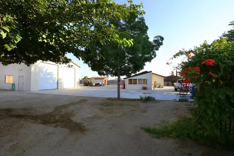 42431 8th St E, Lancaster, CA 93535 photo 64