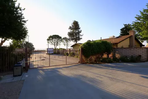 42431 8th St E, Lancaster, CA 93535 photo 59