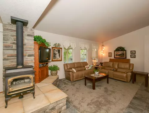 43235 Durango Ln, Lancaster, CA 93536 photo 11