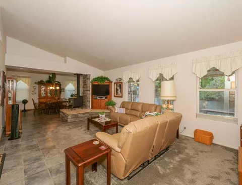 43235 Durango Ln, Lancaster, CA 93536 photo 6