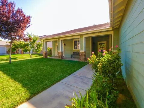 43235 Durango Ln, Lancaster, CA 93536 photo 3