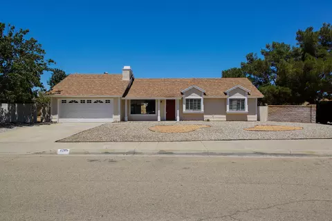 4205 Adobe Dr, Palmdale, CA 93552 photo 1