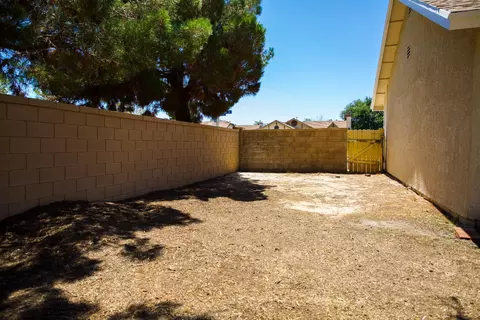 4205 Adobe Dr, Palmdale, CA 93552 photo 18