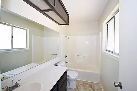 40558 159th St, Lancaster, CA 93535 photo 9