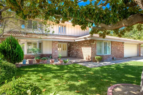 42801 16th Pl W, Lancaster, CA 93534 photo 2