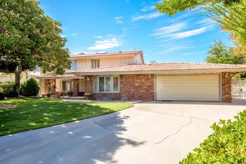 42801 16th Pl W, Lancaster, CA 93534 photo 1