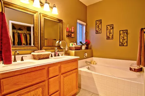 43805 Johns Ct, Lancaster, CA 93536 photo 9