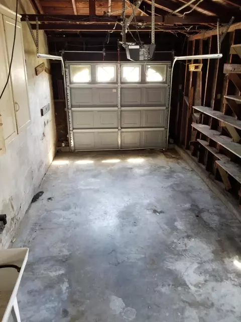 1811 Grape Ave N, Compton, CA 90222 photo 9