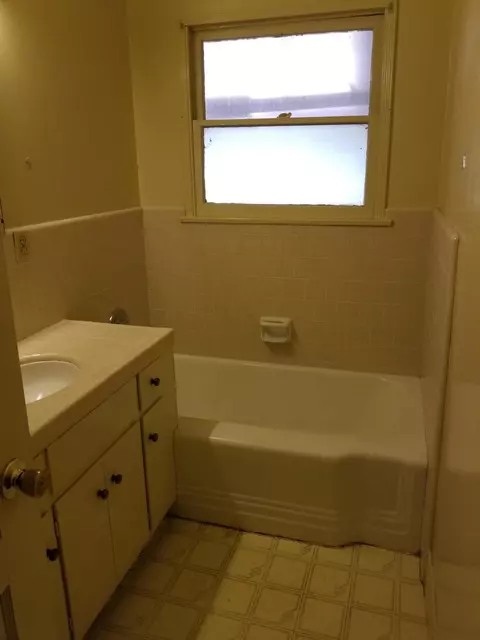 1811 Grape Ave N, Compton, CA 90222 photo 4