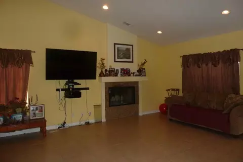 40991 166th E, Lancaster, CA 93535 photo 2