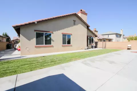 4116 Jonathon, Lancaster, CA 93536 photo 31