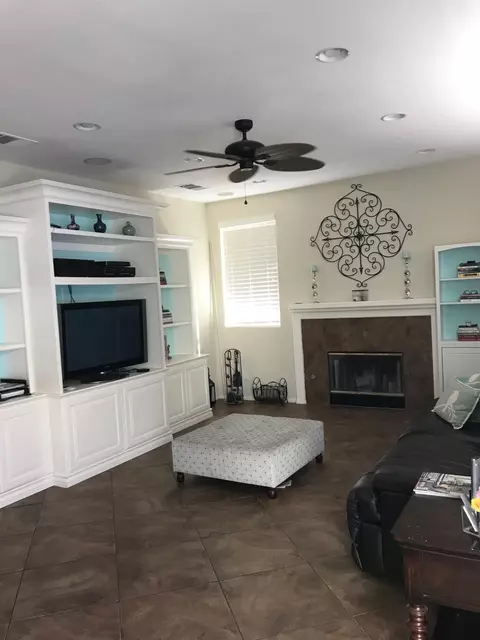4632 Jade Ct, Lancaster, CA 93536 photo 4