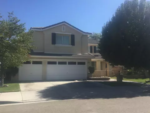 4632 Jade Ct, Lancaster, CA 93536 photo 2