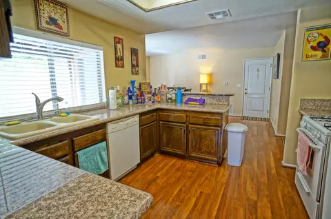 44110 Sancroft Ave, Lancaster, CA 93535 photo 7