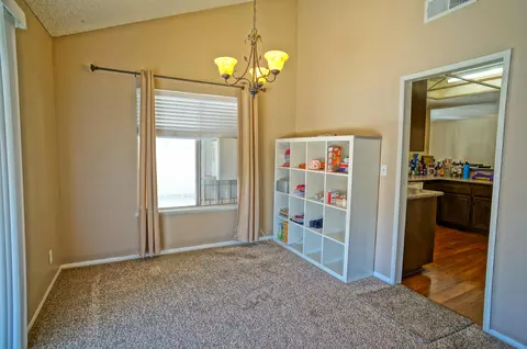 44110 Sancroft Ave, Lancaster, CA 93535 photo 8