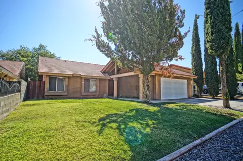 44110 Sancroft Ave, Lancaster, CA 93535 photo 1