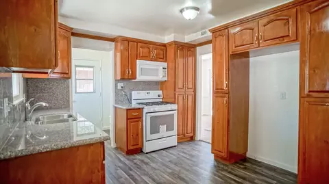 1350 Boyden Ave, Lancaster, CA 93534 photo 4