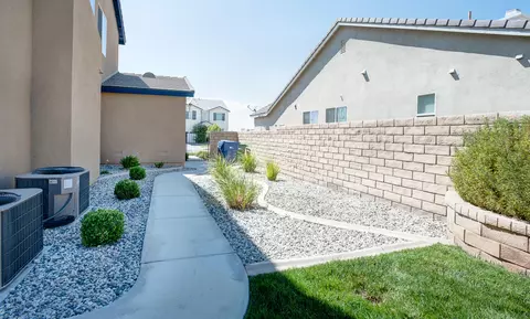 44856 Normandy Ln, Lancaster, CA 93536 photo 19