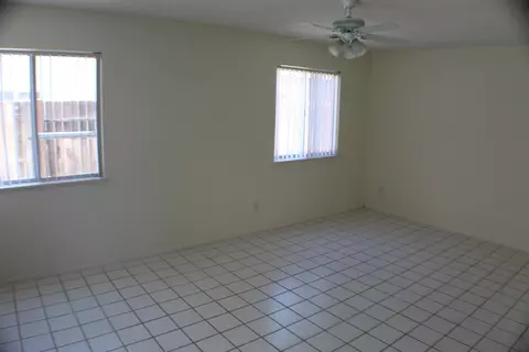 1636 Norberry St E, Lancaster, CA 93535 photo 14