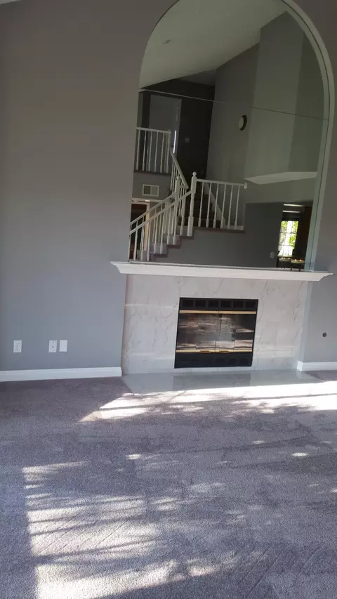 37754 Tackstem St, Palmdale, CA 93552 photo 2