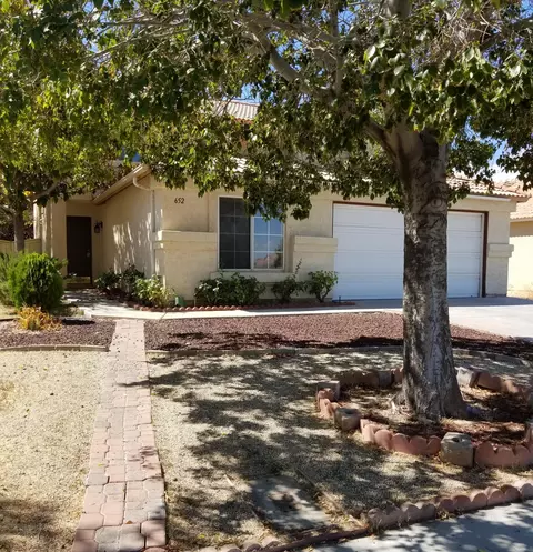 652 Avenue J11 E, Lancaster, CA 93535 photo 2