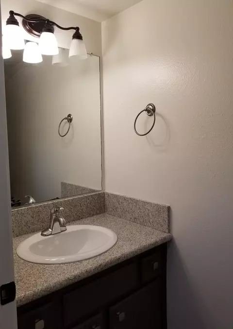 652 Avenue J11 E, Lancaster, CA 93535 photo 11